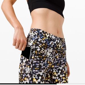 NAVY LULULEMON SPEED UP TIGHT